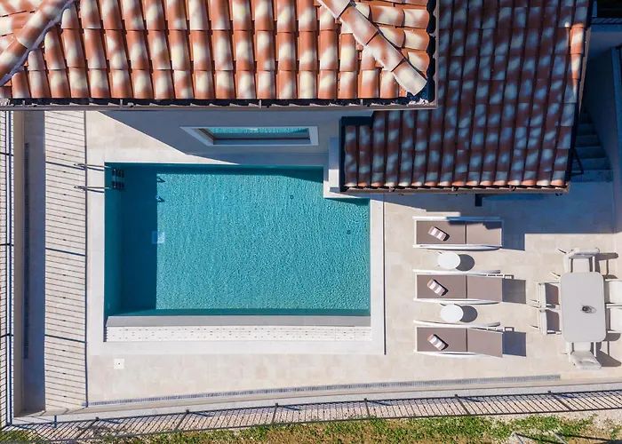 Skarline * Novigrad Istria