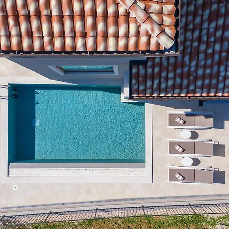 Skarline * Novigrad Istria