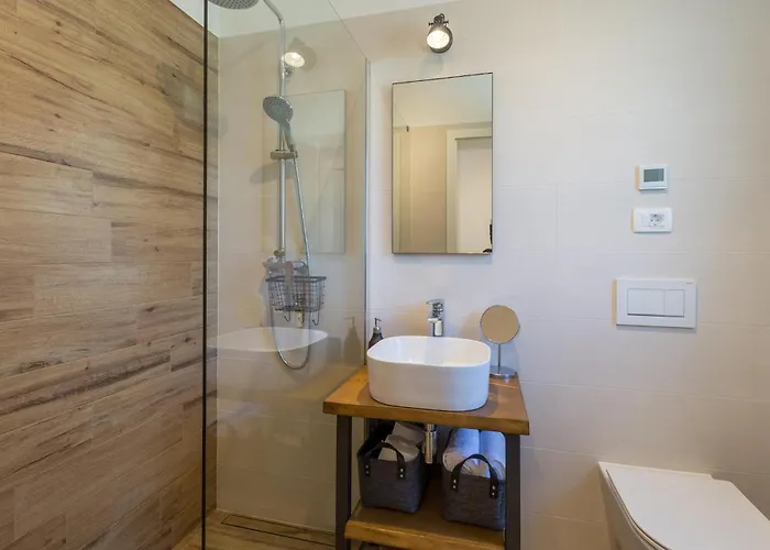 Skarline * Novigrad Istria